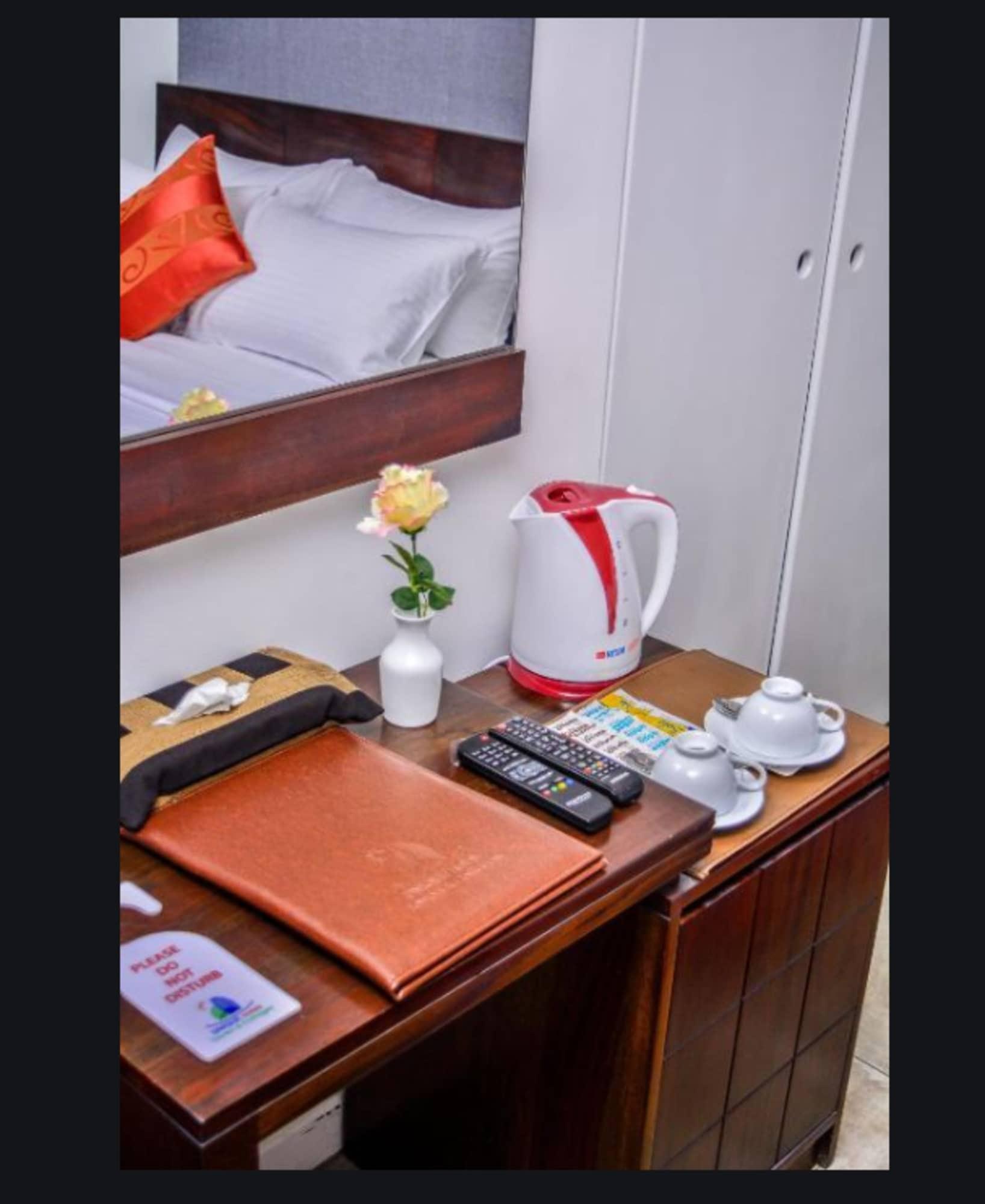 Breeze By Amaranta Hotel 3*