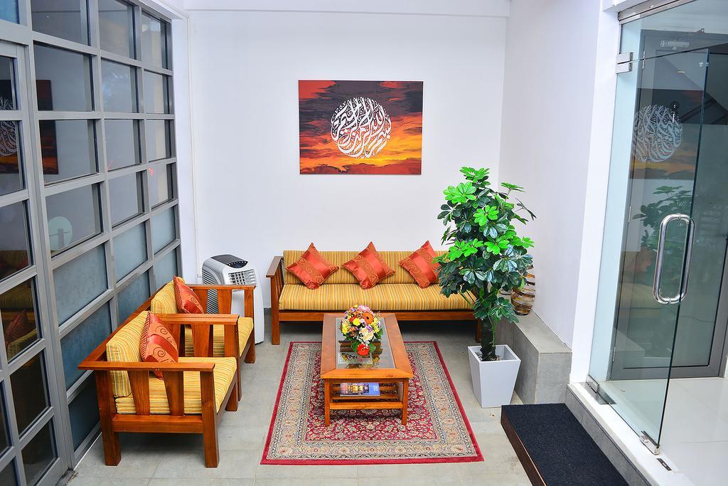 Hotel Breeze By Amaranta Colombo